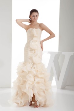 Sheath/Column Organza Strapless Wedding Dresses with Color 2030321