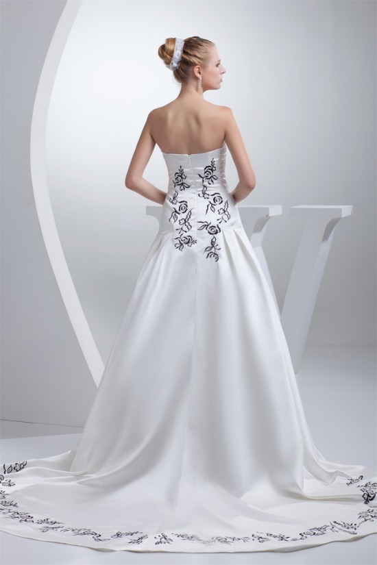 A-Line Soft Sweetheart Sleeveless Satin Wedding Dresses with Color 2030437 A-Line Soft Sweetheart Sleeveless Satin Wedding Dresses with Color 2030437