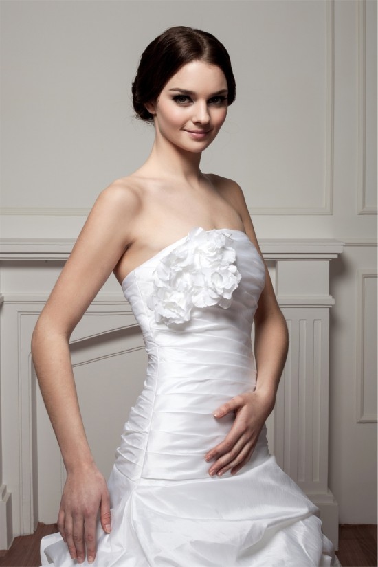 A-Line Satin Taffeta Strapless Sleeveless Chapel Train Wedding Dresses 2030538 A-Line Satin Taffeta Strapless Sleeveless Chapel Train Wedding Dresses 2030538
