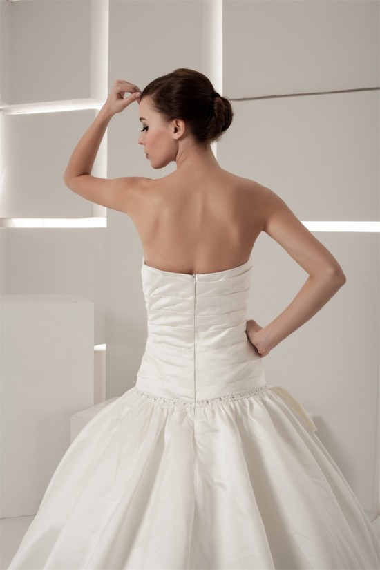 A-Line Sleeveless Sweetheart Satin Taffeta Beaded Wedding Dresses 2030555 A-Line Sleeveless Sweetheart Satin Taffeta Beaded Wedding Dresses 2030555