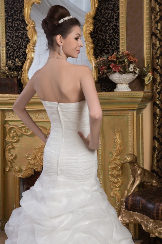Beautiful Sleeveless Satin Strapless A-Line Wedding Dresses 2030631