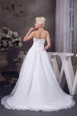 Fashionable A-Line Sweetheart Beaded Wedding Dresses 2030705