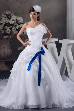 Ball Gown Chapel Train Sleeveless Strapless Sweet Wedding Dresses 2030758