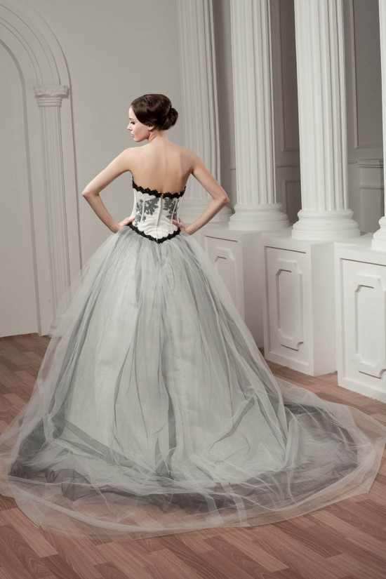 Satin Fine Netting A-Line Strapless Sleeveless Wedding Dresses 2030836 Satin Fine Netting A-Line Strapless Sleeveless Wedding Dresses 2030836