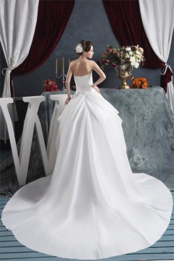 Ball Gown Sweetheart Chapel Train Beaded Lace Wedding Dresses 2030917