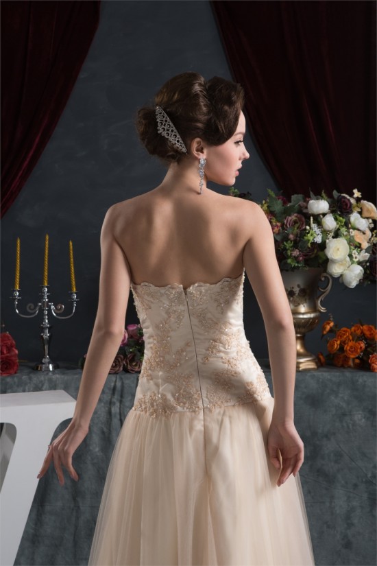 A-Line Sleeveless Strapless Satin Fine Netting Lace Floor-Length Wedding Dresses 2030961