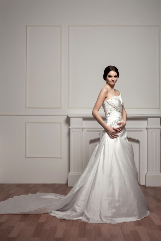 Sleeveless Strapless Satin Taffeta A-Line Beaded Wedding Dresses 2030967