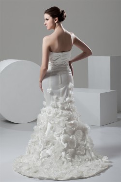 Trumpet/Mermaid Sweetheart Handmade Flowers Wedding Dresses 2030975