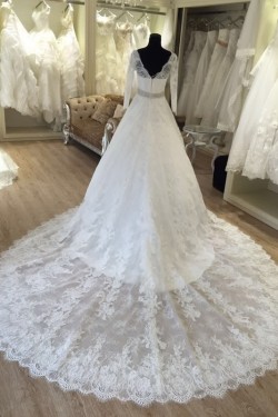 A-Line V-Neck Lace Wedding Dresses Bridal Gowns 3030179