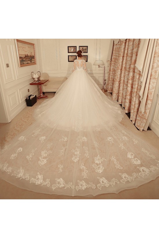 Ball Gown Lace Long Sleeves V-Neck Wedding Dresses Bridal Gowns 3030231 Ball Gown Lace Long Sleeves V-Neck Wedding Dresses Bridal Gowns 3030231